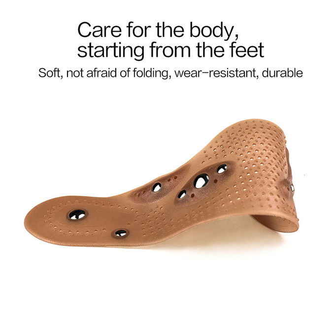痛みの軽減の磁気按摩の靴の中敷は、磁気靴のパッド フィートの臭気を除去します